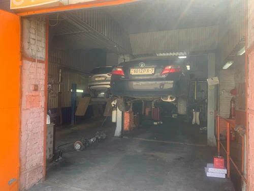 Auto-Gals